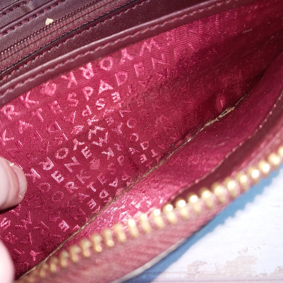 Kate Spade Burgundy textured Patent Leather Zipper Wallet - Picture 4 of 10